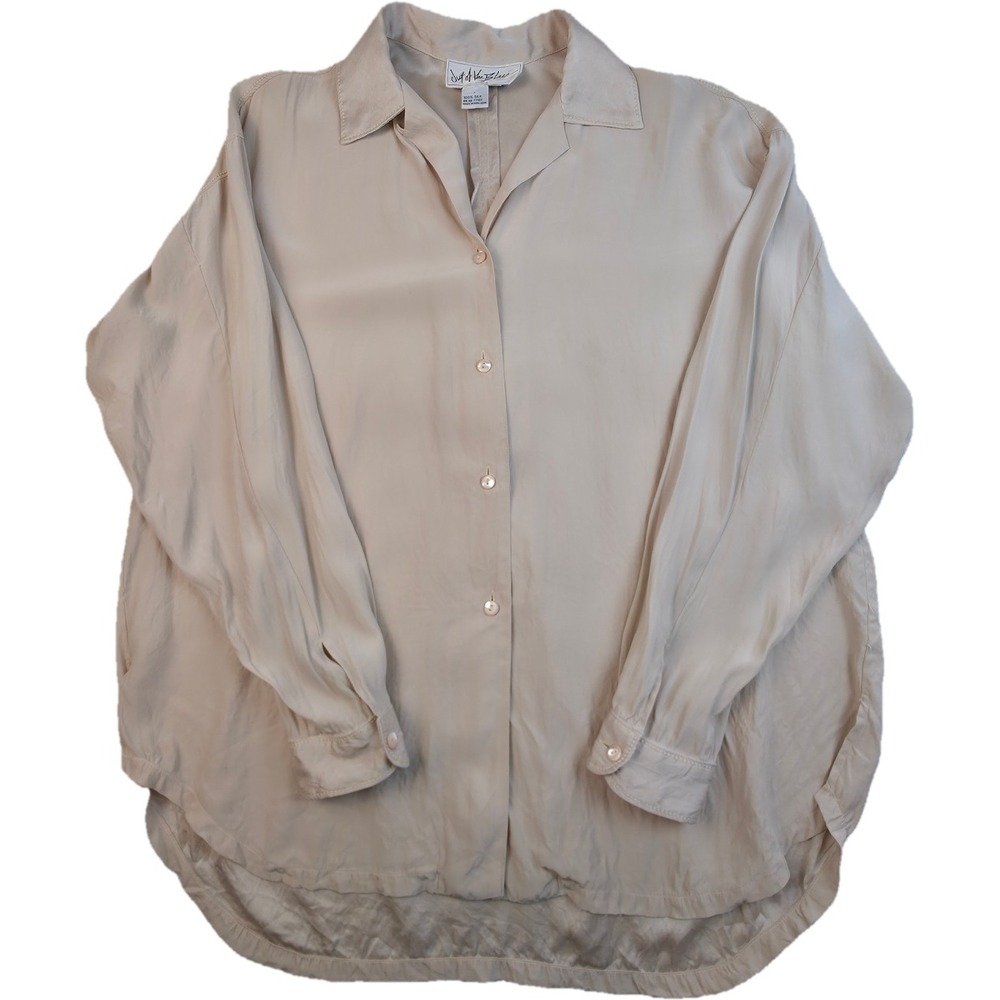 Out of the Blue Silk Product Type Women S Beige Oversized Excellent condition